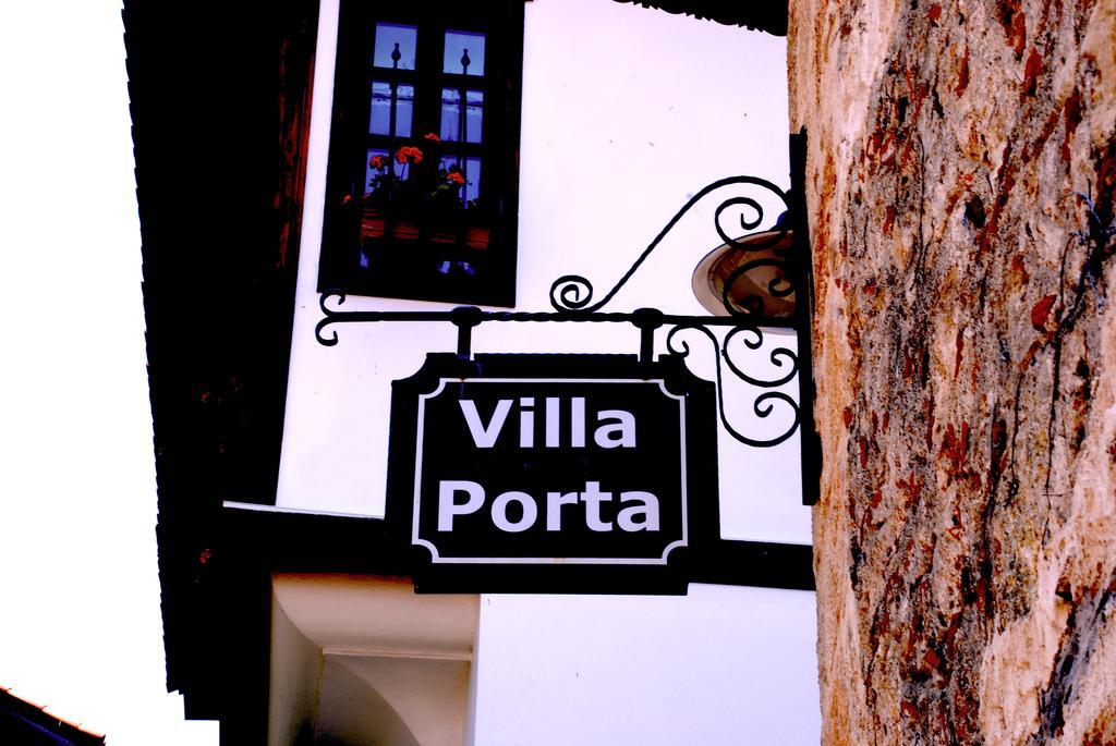 Daire Porta *
